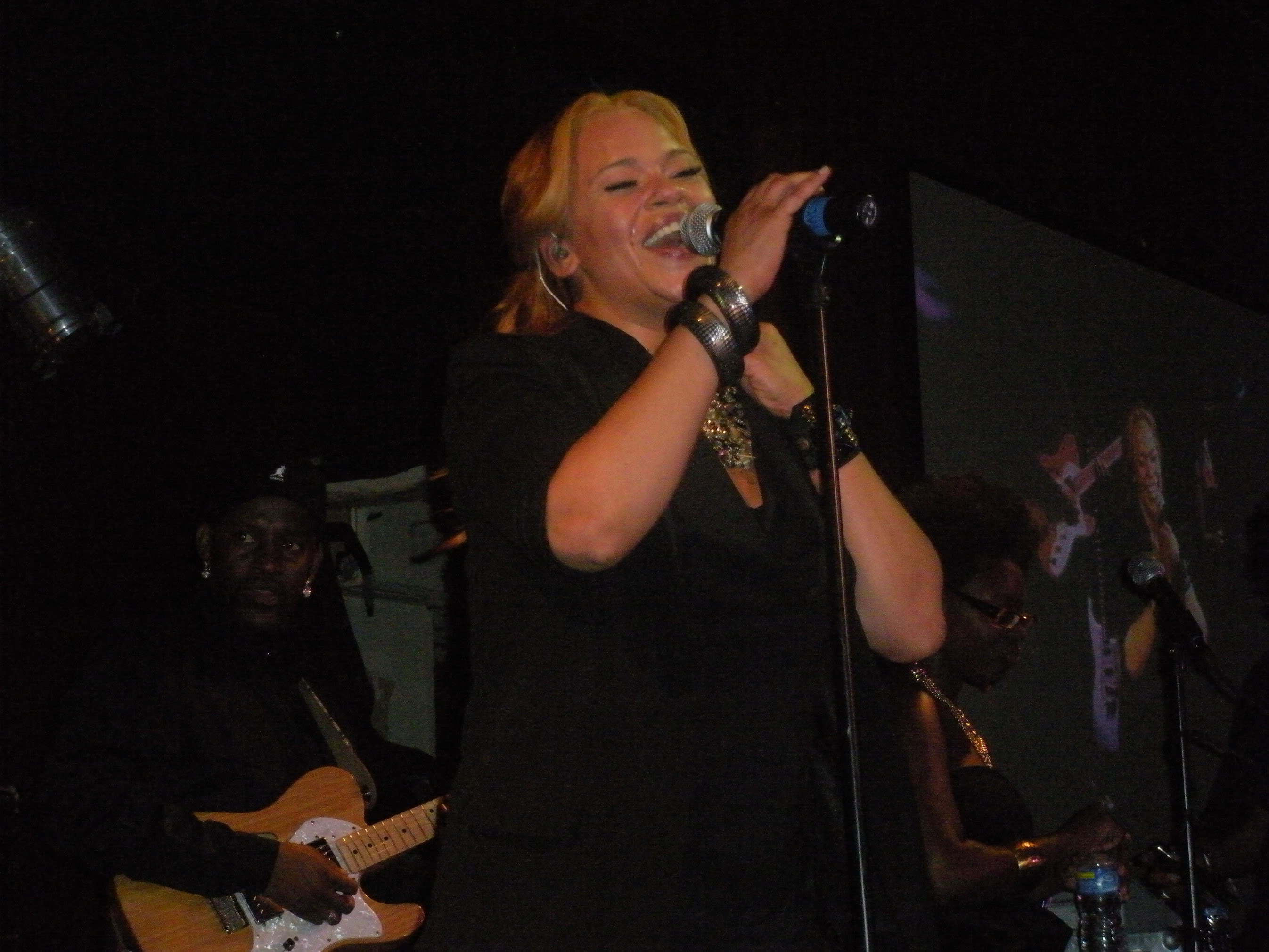Faith Evans Live Concert Footage at B.B. Kings 10/5/10 (Part 3 of 3)