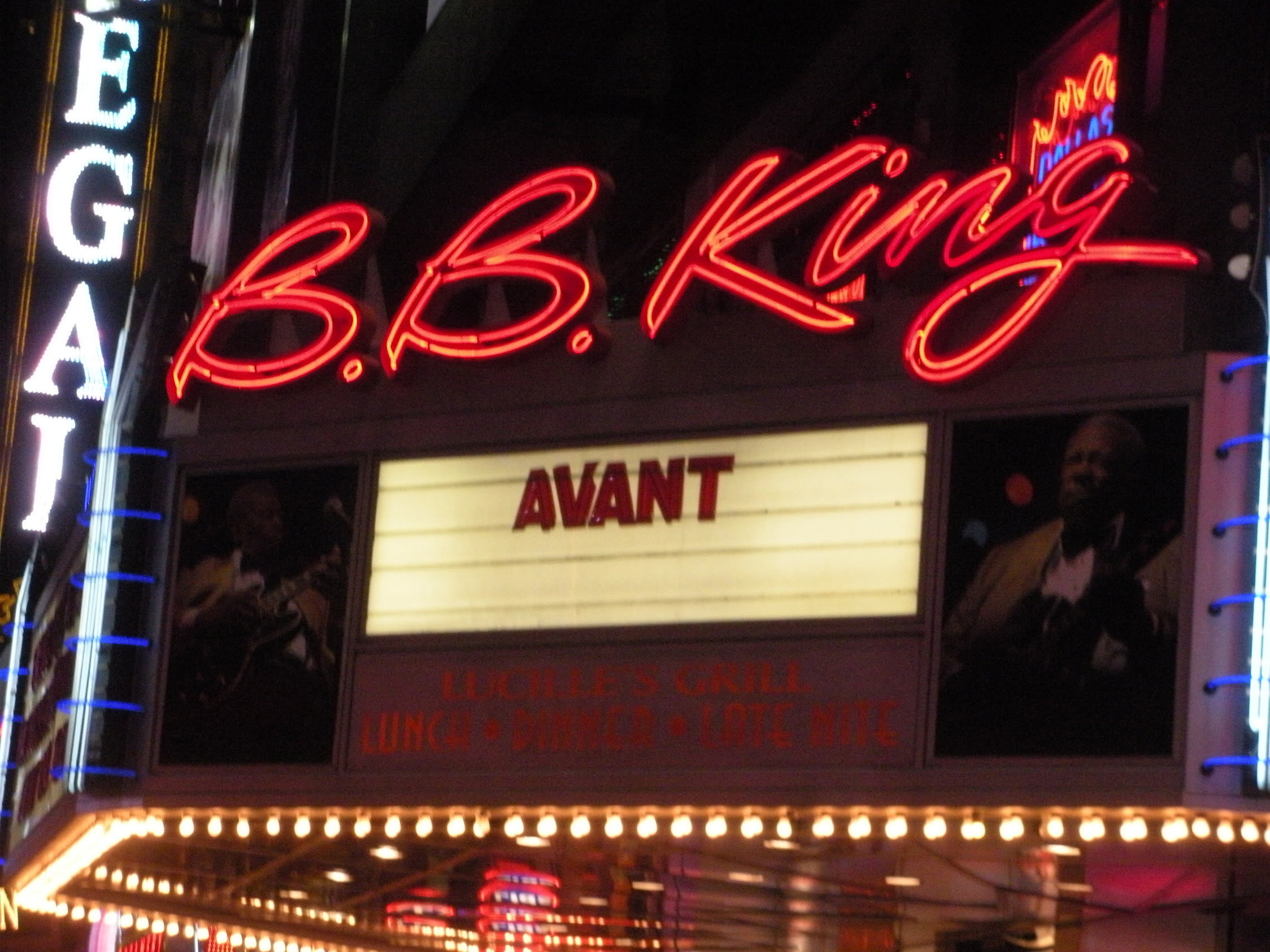 Avant Live Concert Footage at B.B. Kings in NYC 12/10/10 (Part 1 of 2)