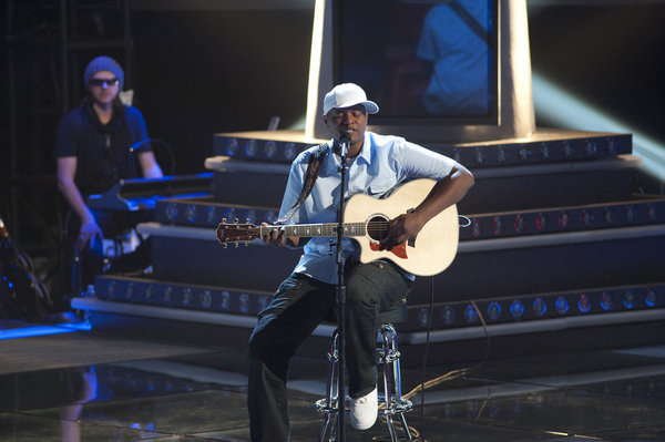 Javier Colon Talks "The Voice", Debut Album, "Crazy", Getting Signed (Exclusive Interview)
