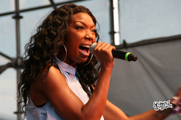 Brandy On The Comeback Trail As She "Puts It Down" Musically On New Album (Exclusive Interview)