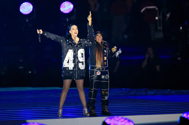 Watch: Missy Elliott Performs with Katy Perry at 2015 Super Bowl