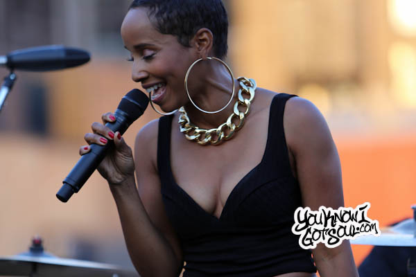 Vivian Green Performing "Get Right Back to My Baby" & More Live on the Capitol Records Rooftop