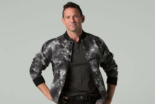 Jeff Timmons Talks New Solo Single, 98 Degrees History, Working With Mariah Carey (Exclusive Interview)