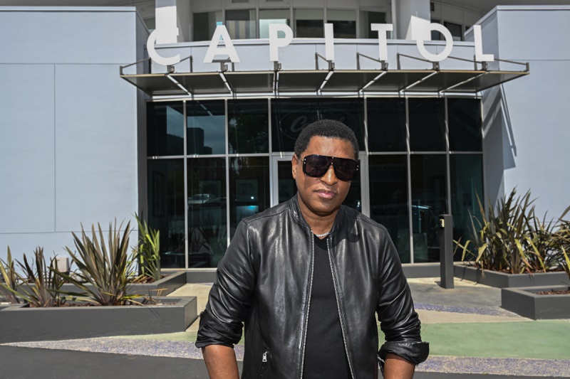 Babyface Announces New Label Deal & Upcoming Album “Girls’ Night Out”