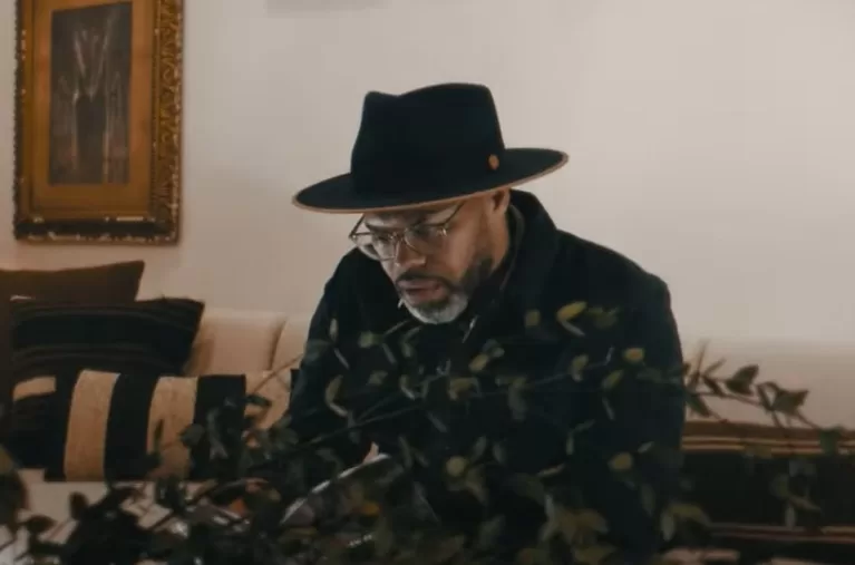 Eric Roberson Things Meant For Me Video