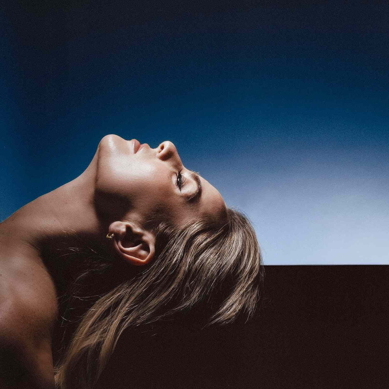 JoJo Returns With New Single "Porcelain"(00)